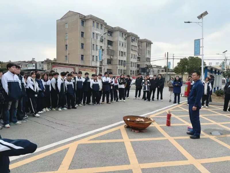 岳陽市江南通信職業(yè)技術(shù)學(xué)校有限公司,岳陽江南學(xué)校,岳陽江南通信學(xué)校,岳陽職業(yè)學(xué)校